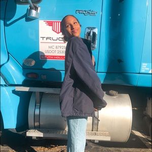 Meet your Posher, Delayni